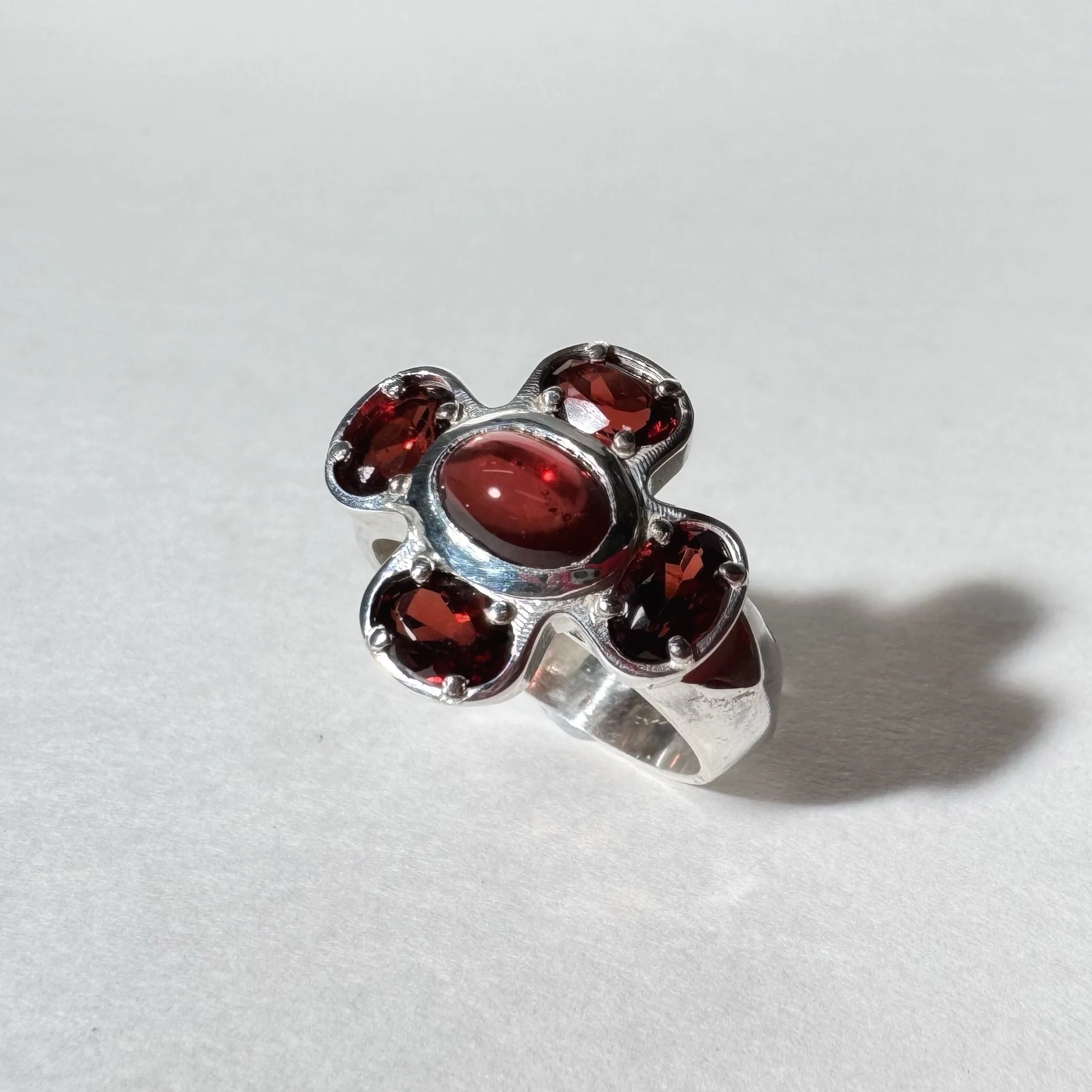 Cruciform Ring in Garnet - Image 3