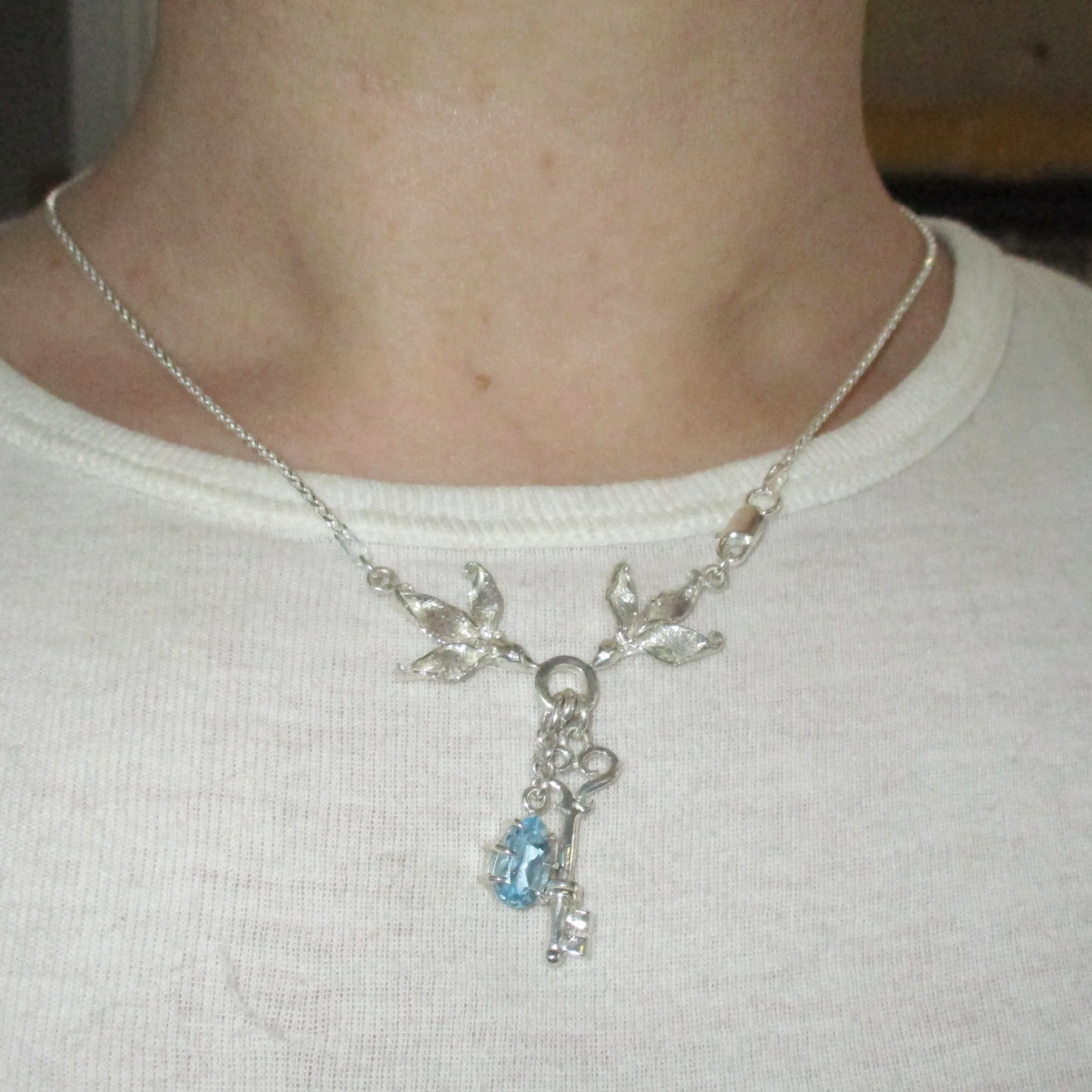 Two Birds One Stone Necklace - Image 6